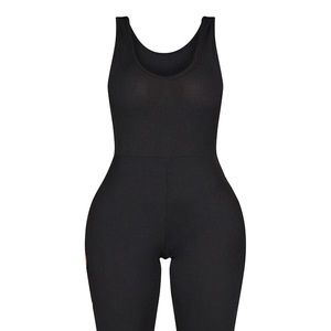 Shape Ribbed Scoop neck jumpsuit